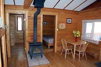 Beaver Lake Mountain Resort Келоуна Екстер'єр фото