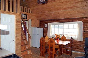 Beaver Lake Mountain Resort Келоуна Екстер'єр фото