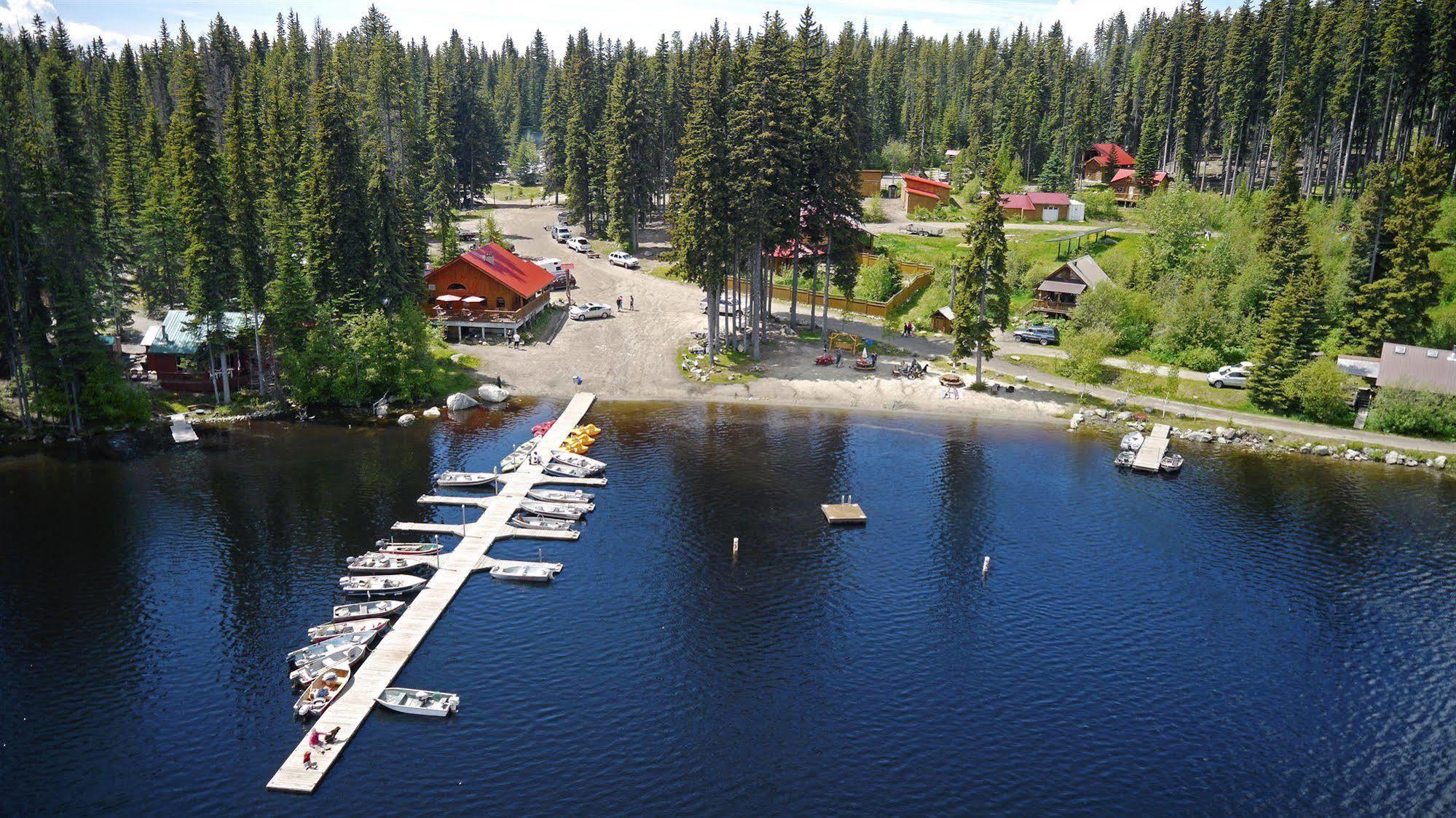 Beaver Lake Mountain Resort Келоуна Екстер'єр фото